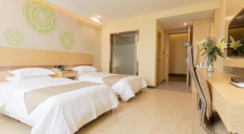 Greentree Inn Suzhou Taicang City Liuhe Town Tinghai Road Express Hotel Exteriör bild