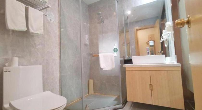 Greentree Inn Suzhou Taicang City Liuhe Town Tinghai Road Express Hotel Exteriör bild
